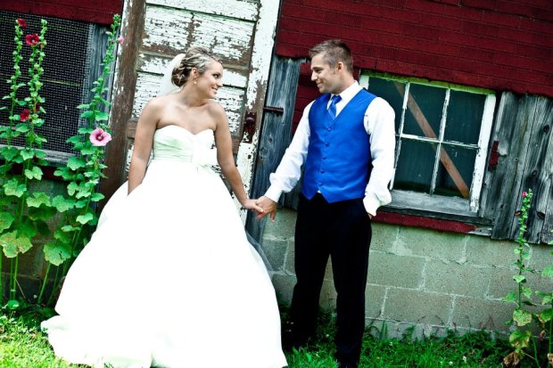 307093_113366012137942_1539629921_n